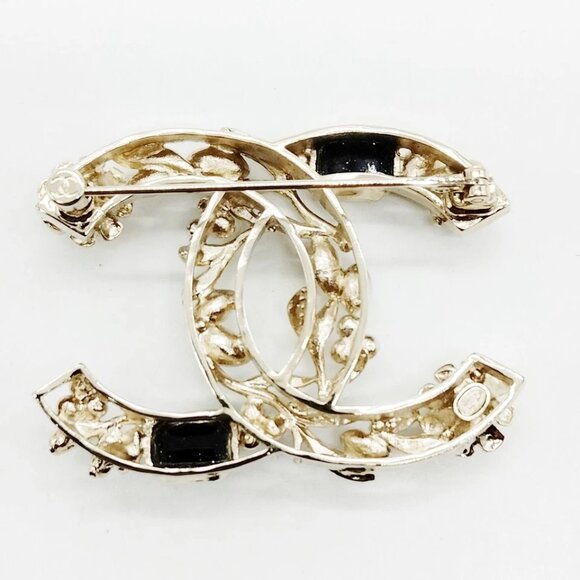 Chanel Brooch Pin Gold C22 K 699-060425 - Picture 3 of 9